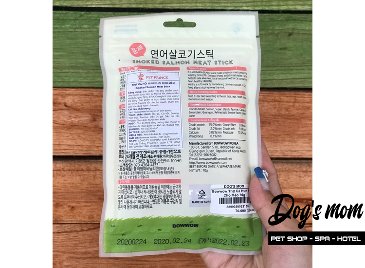 Bow Wow Smoked Salmon vị Cá hồi xông khói 70g